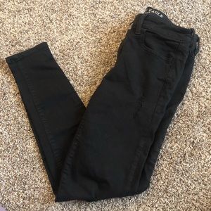 Distressed Black Jeggings